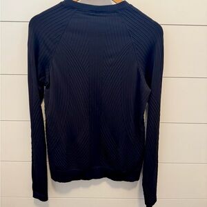 Lululemon Rest Less Pullover, Black, size 8